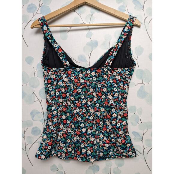 Land's End Women's Swim Top Tankini Wrap V-Neck Floral Underwire Size 6 DDD - Picture 5 of 9